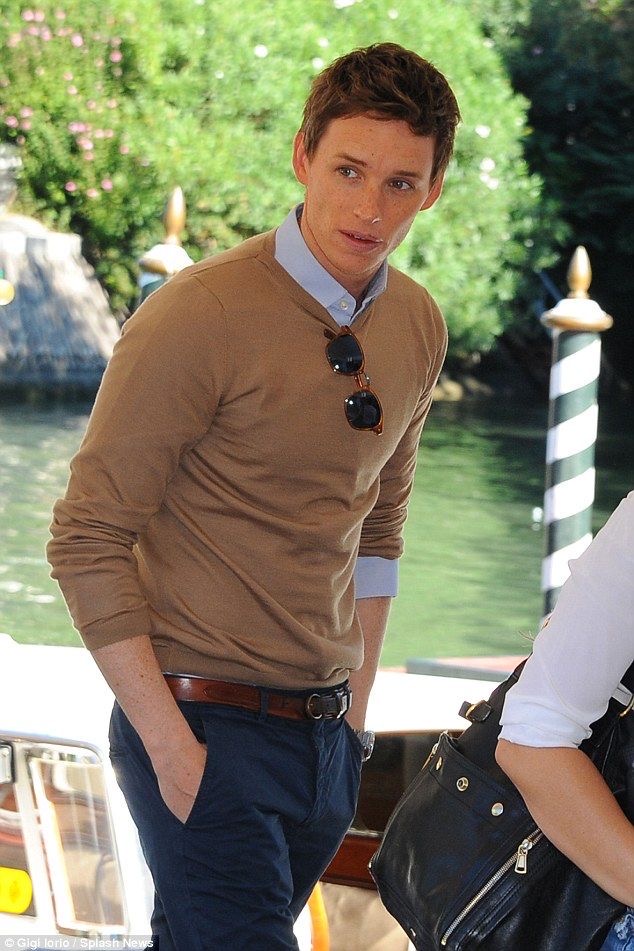 Eddie Redmayne fashion look